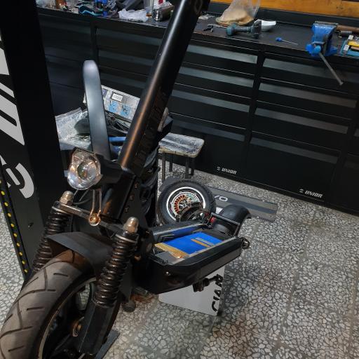 عکس تعمیرگاه دوچرخه متا بایک