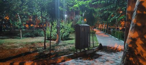 عکس میدان 90