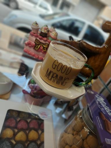 عکس کافه به لی