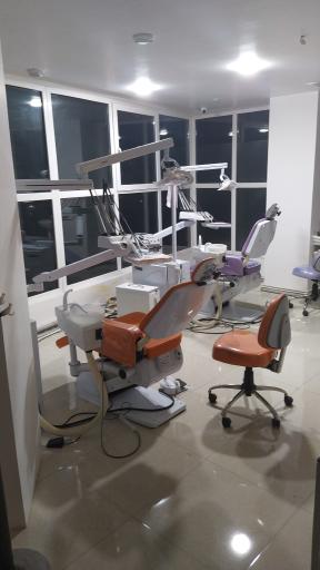 عکس دندانپزشکی دکتر بنی رضی 