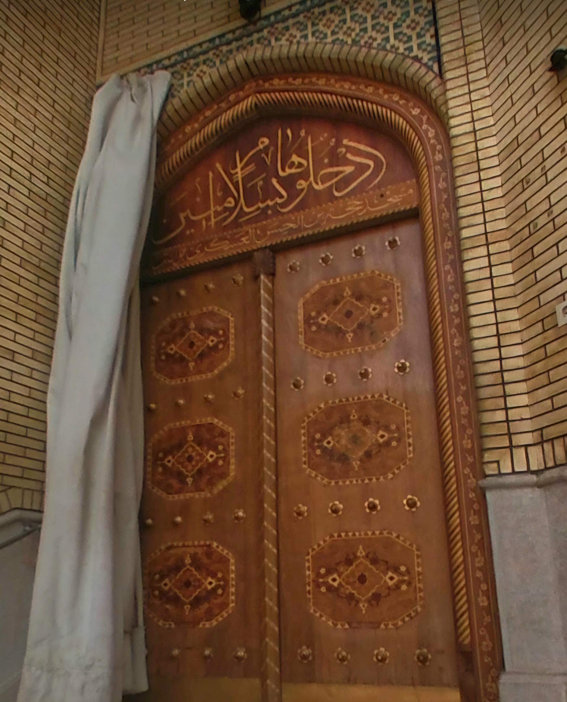 عکس مسجد حجت بن الحسن (محله مهدی آباد)