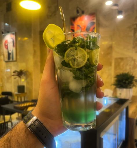 عکس کافی‌شاپ آروما