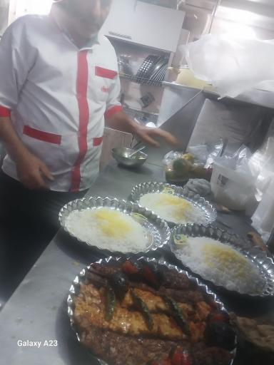 چلو کبابی بابا عباس