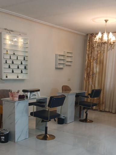عکس سالن زیبایی دلوین