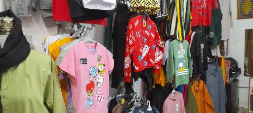 عکس پوشاک و لوازم آرایشی یاس