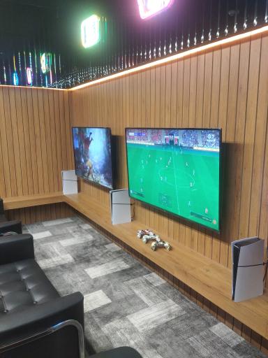 عکس گیم سنتر صفه