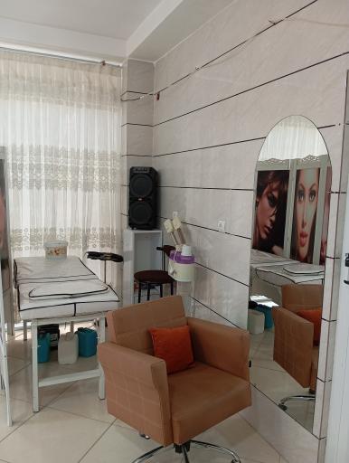 عکس سالن زیبایی آزاده نوری