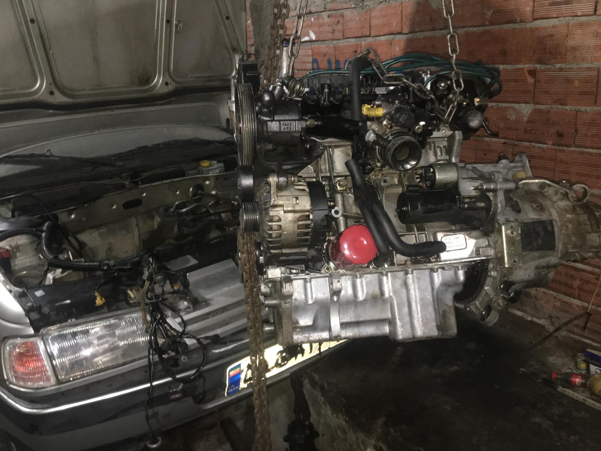 عکس تعمیرگاه تخصصی خودرو یاسین