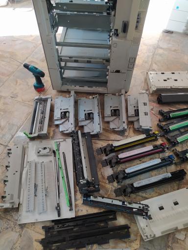 عکس تعمیرات تخصصی فتوکپی یوسفی