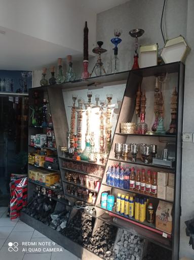 عکس دخانیات و قلیون سرای زندیه