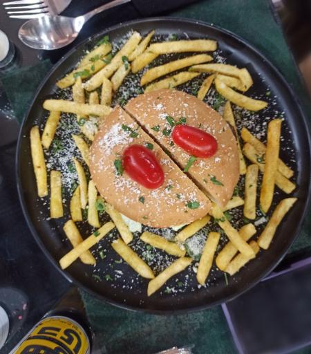 عکس رستوران و فست فود بلونی