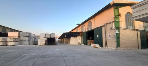 عکس سنگبری اطمینان روز 