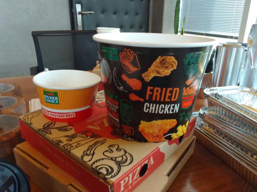 عکس ظروف یکبار مصرف آلومینیومی عرفان