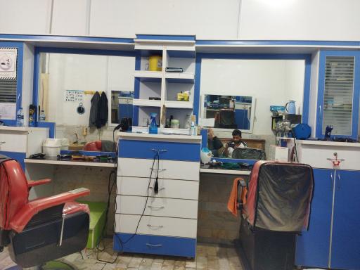 عکس پیرایش وحید 