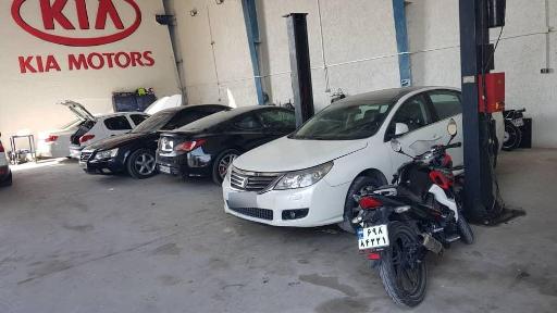 عکس مجتمع تخصصی هیوندا و کیا میرزاخانی 