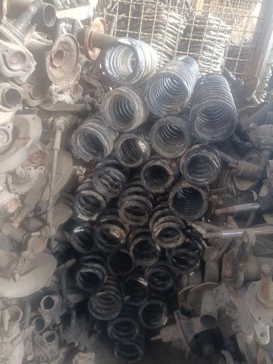 عکس فروش کمک فنر استوک