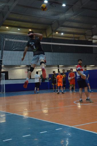 عکس باشگاه والیبال تیتان