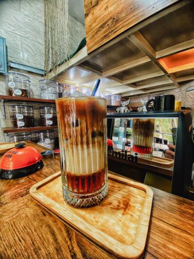 عکس فروشگاه قهوه شیرو