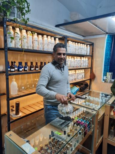عکس عطر شمیم