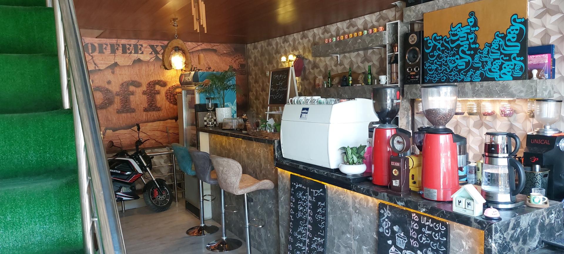 عکس کافه دنج 