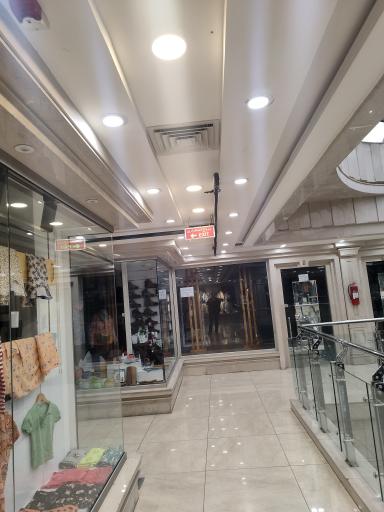 عکس مرکز خرید ایران زمین
