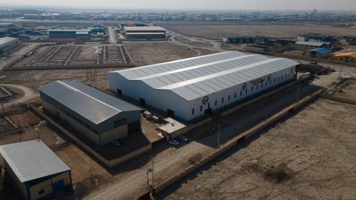 عکس کارخانه تندرتابان نصف جهان تریلر سازی