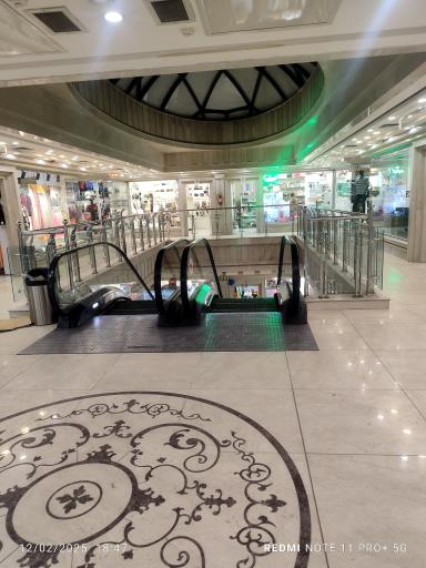 مرکز خرید ایران زمین