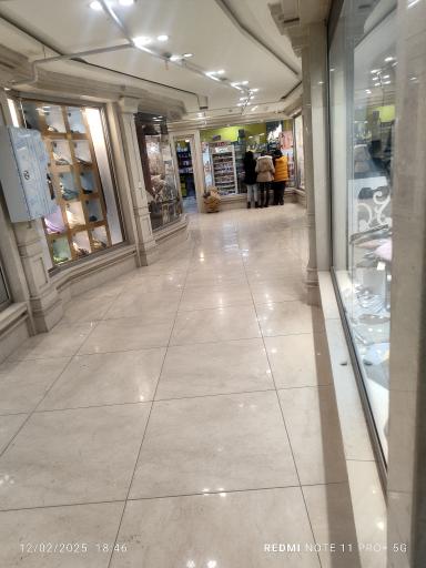 عکس مرکز خرید ایران زمین