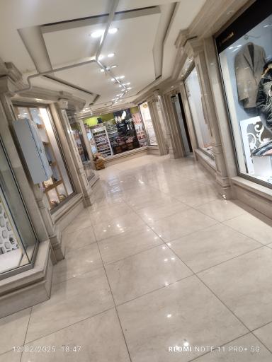 عکس مرکز خرید ایران زمین