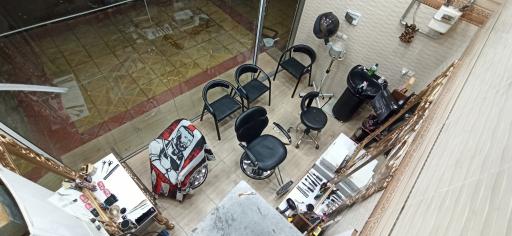 عکس ارایشگاه پیتاژاقای خاص