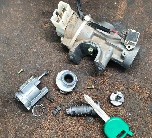 عکس کلیدسازی امین