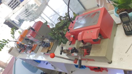 عکس کلیدسازی امین