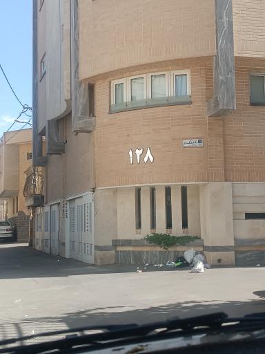 عکس مجتمع ۱۲۸