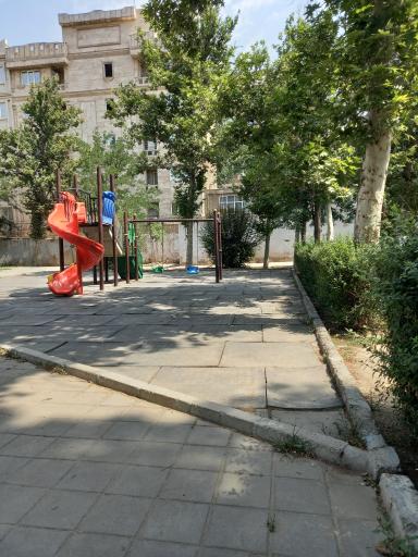 عکس زمین بازی کودکان