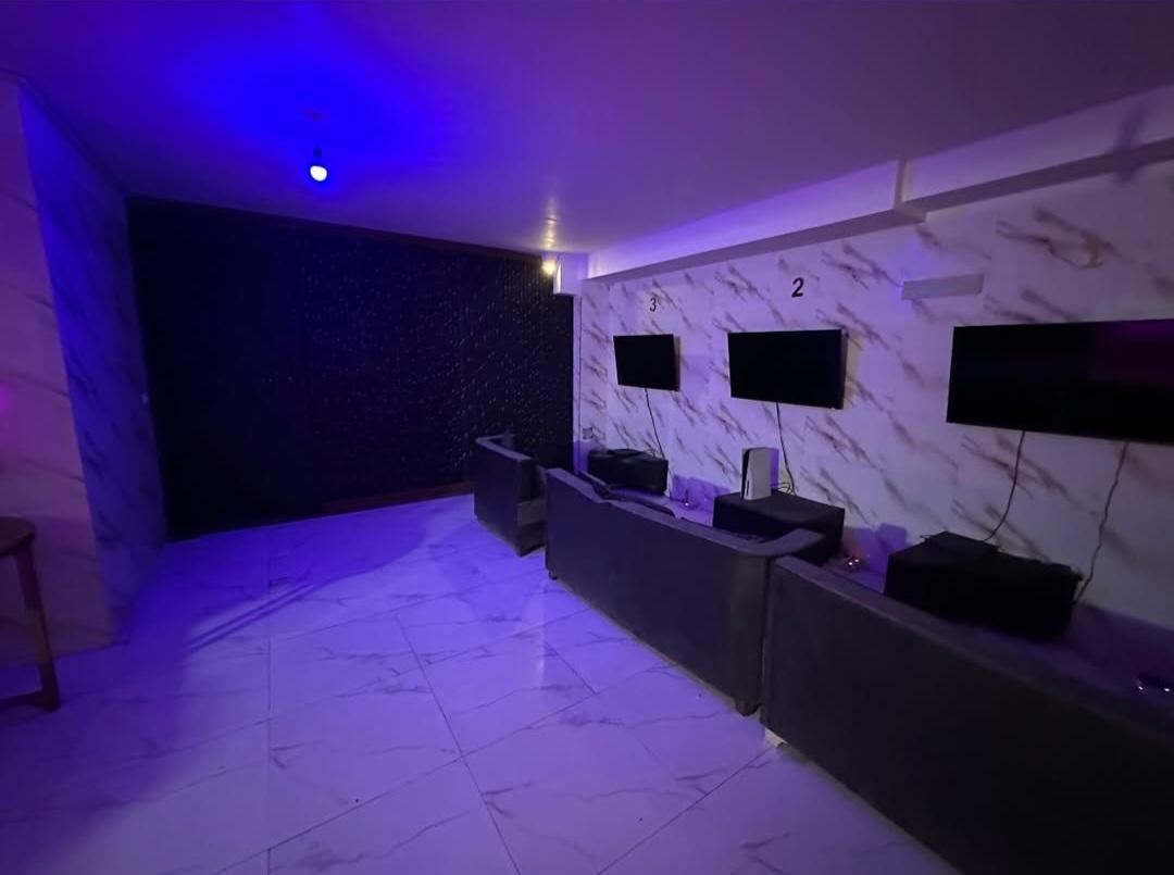 عکس باشگاه کلاب آس