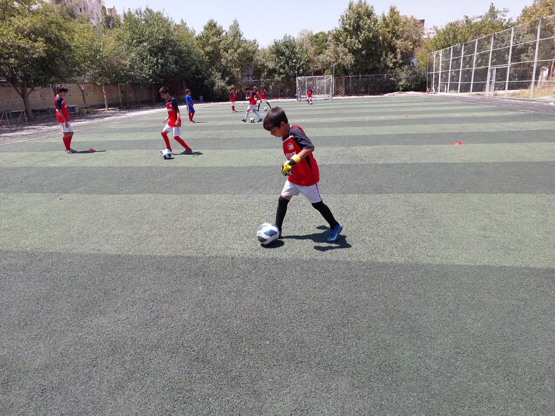 عکس زمین فوتبال