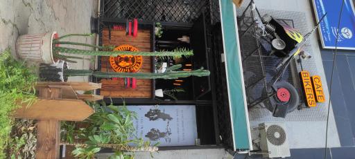 عکس کافه بایکرز