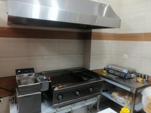 عکس فست فود تپلی