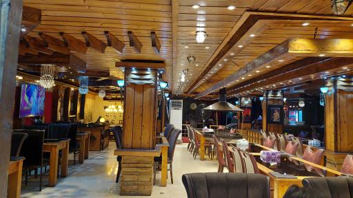 رستوران حاج عظیم