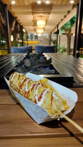 عکس کورن‌داگ و هات‌داگ داگولا