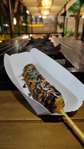 عکس کورن‌داگ و هات‌داگ داگولا