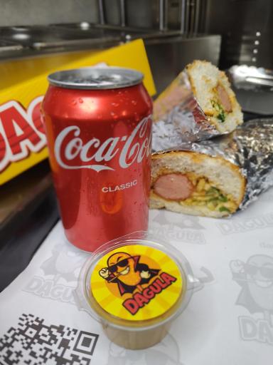 کورن‌داگ و هات‌داگ داگولا