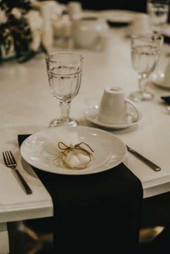 عکس محضر و تشریفات آدلی