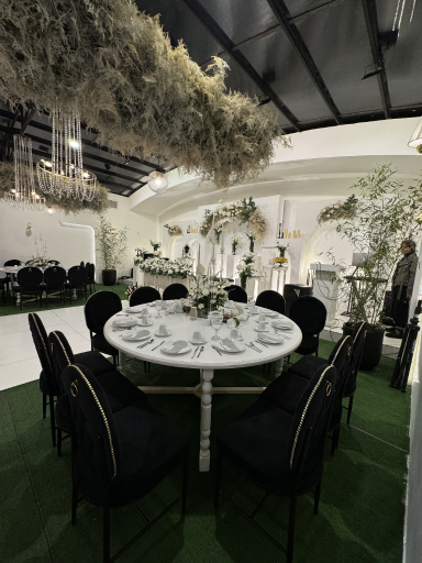 عکس محضر و تشریفات آدلی