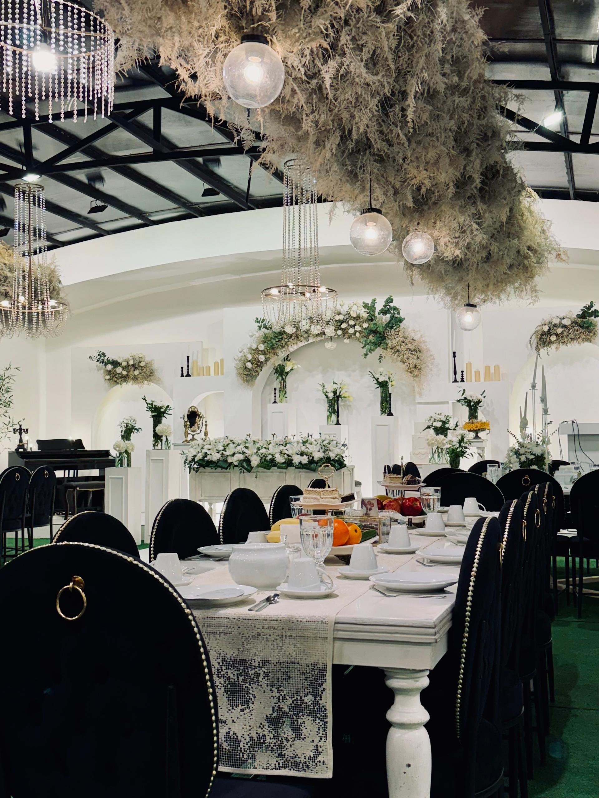 عکس محضر و تشریفات آدلی