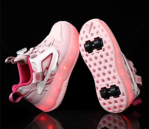 عکس فروشگاه کفش بچگانه کفشدوزک