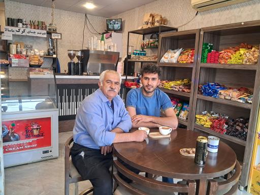 عکس کافه مارکت بختیاری 