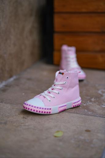 عکس فروشگاه کفش بچگانه کفشدوزک