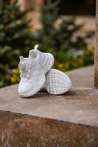 عکس فروشگاه کفش بچگانه کفشدوزک