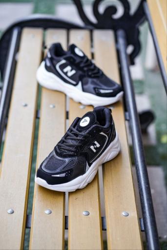 عکس فروشگاه کفش بچگانه کفشدوزک